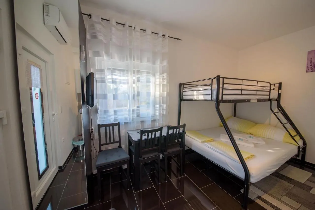 Studio In Starigrad-Paklenica 36666 斯塔利格拉德-帕克利尼卡